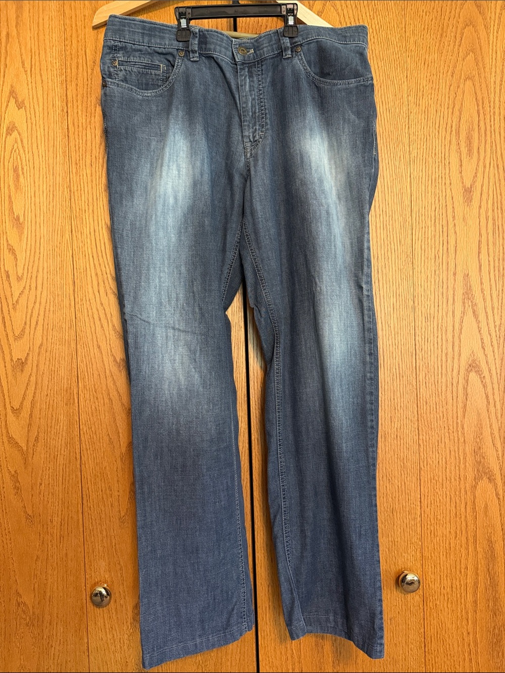 Hiltl Men's Contemporary Fit Blue Washed Jeans